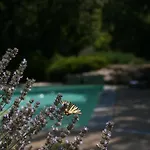 La Des Pins Verrières