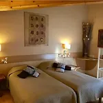 La Des Pins