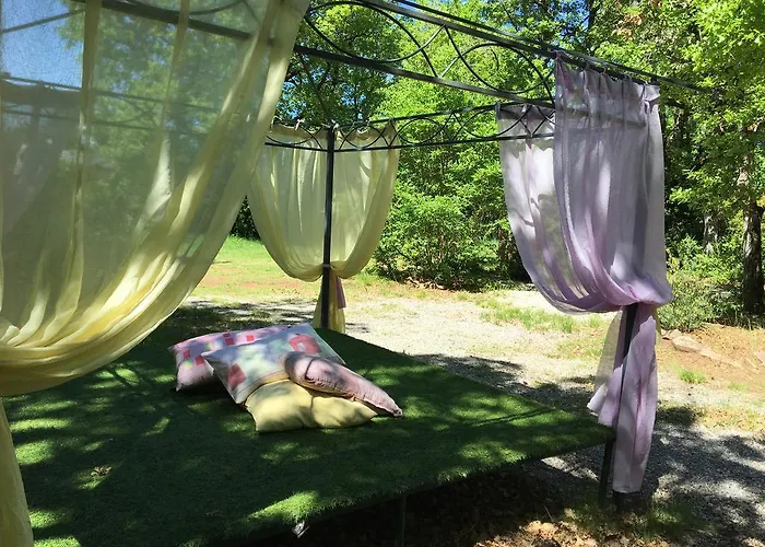 La Des Pins Gasthof *