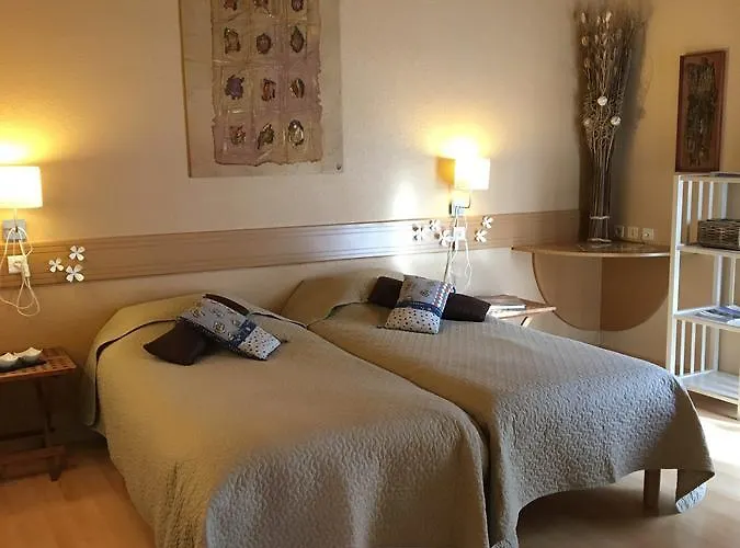 La Des Pins Gasthof *